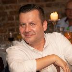  Autor Paweł Grządziela
