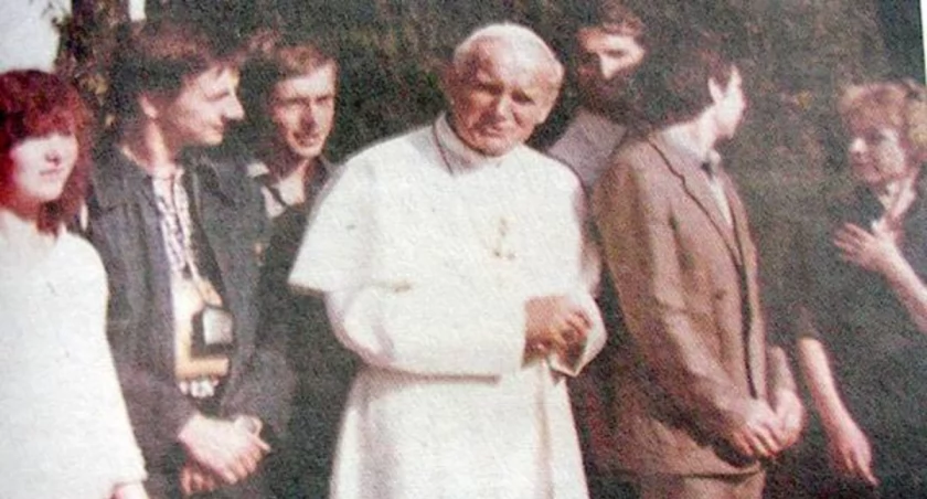 Zdjęcie z Ojcem Świętym towarzyszy przez cały czas dr. Tomaszowi Zwolenkiewiczowi fot. Arkadiusz Majszak