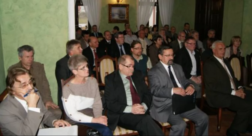 Uczestnicy poniedziałkowej konferencji fot. Arkadiusz Majszak