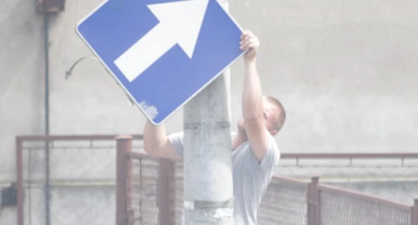 Znaki zostały zmienione przy otwartym ruchu fot. Remigiusz Konieczka