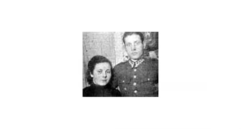 Michał Jarocki z narzeczoną Marią Paprocką 24 grudnia 1942 r.  fot. Wacław Jarocki