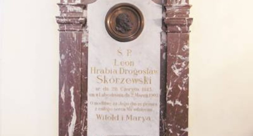 Tablica ufundowana przez Witolda i Marię Skórzewskich z podobizną Leona Skórzewskiego fot. Ryszard Nowicki