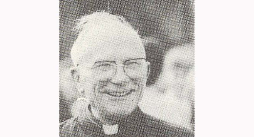 Ksiądz mgr Kazimierz Warda