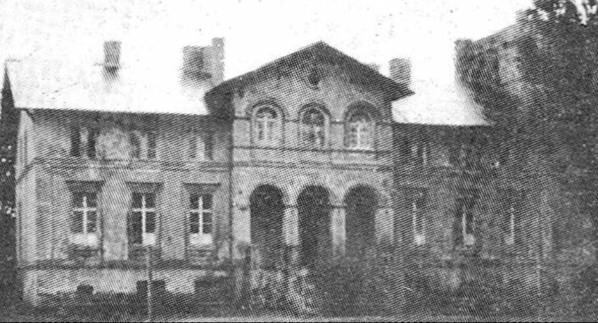 Dwór z XIX w. w Czeszewie zbudowany dla Karola Libelta. Stan z 1980 r.  fot. Józef Marosz