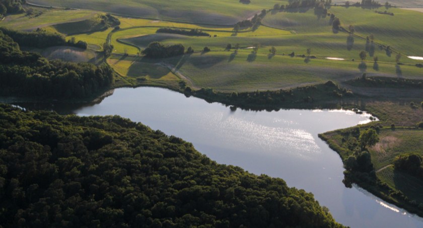 Jezioro Ostrówieckie na Pałukach, fot. Iwona Dudek