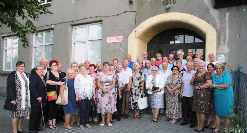 W dwunastym zjeździe szkolnym w Jadownikach Rycerskich uczestniczyło około 40 osób fot. Remigiusz Konieczka