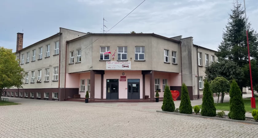 Dziś szkoła w Mycielewie wygląda tak, fot. Dominik Księski 