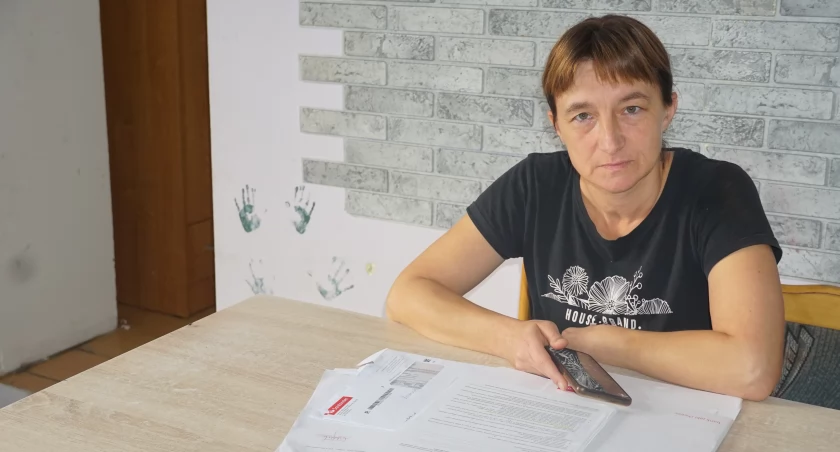 Agnieszka Łochowicz to jedna z poszkodowanych. Nigdy nie pracowała w szkole w Szubinie, tymczasem Anna N. najprawdopodobniej sfałszowała zaświadczenie o takiej pracy, by zwiększyć zdolność kredytową mieszkanki Jabłowa Pałuckiego. fot. Karol Gapiński