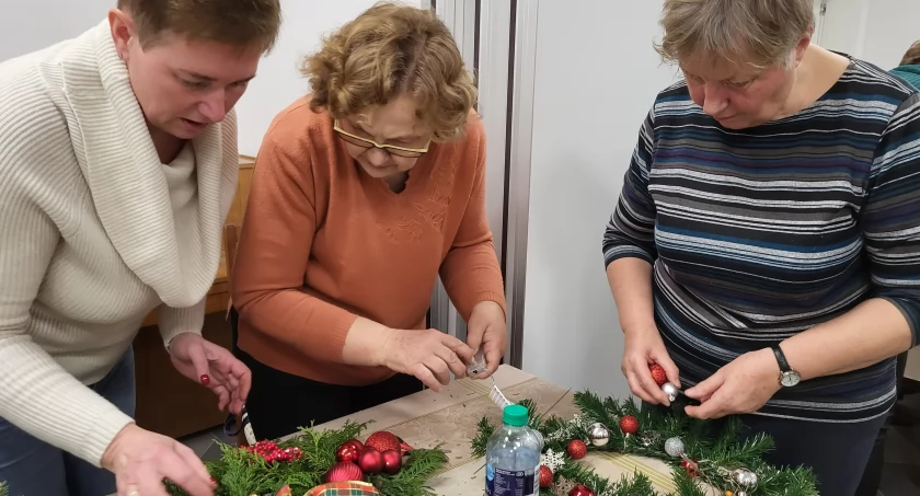 Uczestnicy warsztatów twórczych w GCKiB, fot. Ewa Hałas 