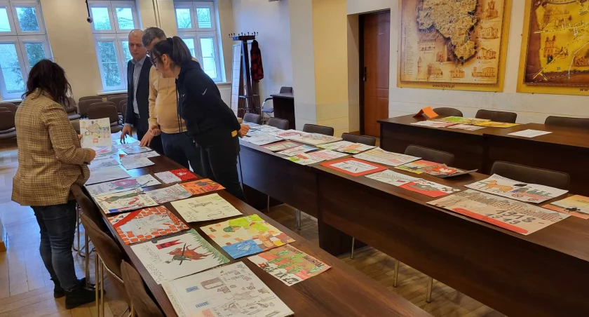 Komisja konkursowa oceniała 89 prac zgłoszonych na konkurs fot. Ewa Hałas