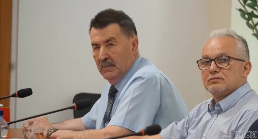 Starosta Zbigniew Jaszczuk i wicestarosta Andrzej Hłond obronili swoje mandaty w Radzie Powiatu w Żninie fot. Karol Gapiński