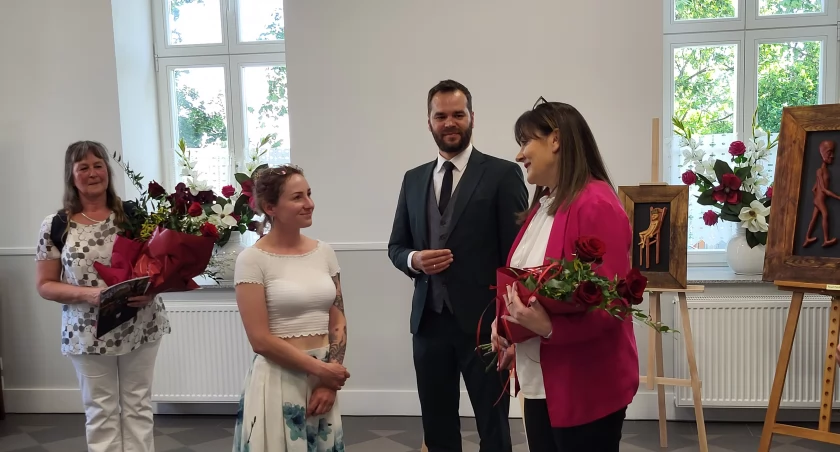 Wystawa szubińskiej Grupy Plamas. Podziękowania dla Natalii Jelińskiej, członkini Grupy związanej z Centrum Kultury w Kcyni (fot. Ewa Hałas) 