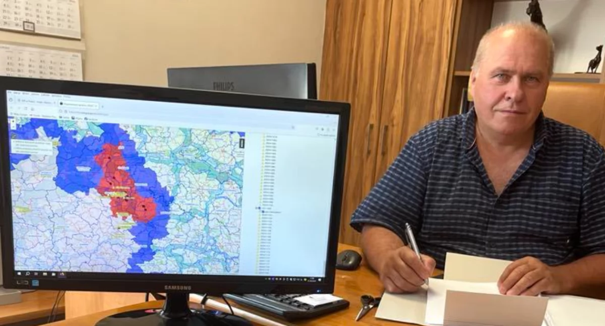 Janowiecka gmina znajduje się w niebieskiej strefie jednak żniński powiatowy lekarz weterynarii Andrzej Domagalski zaleca ostrożność fot. Cezary Kucharski