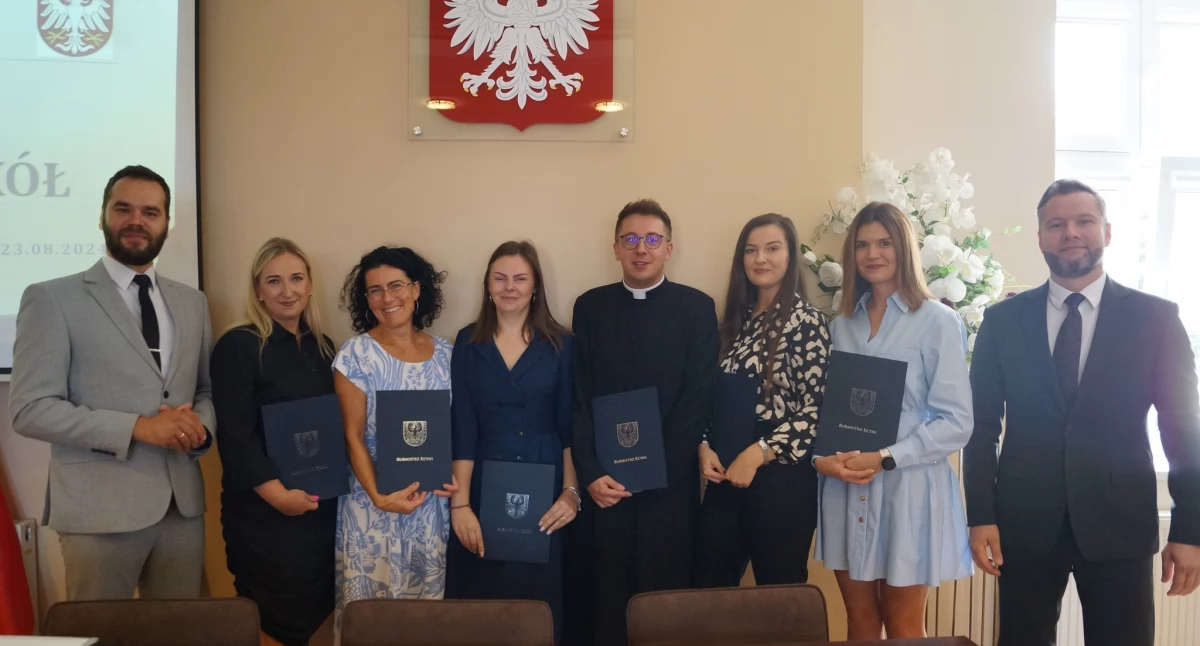 Awanse zawodowe nauczycieli kcyńskich szkół podstawowych (fot. Anna Duda-Nowicka) 