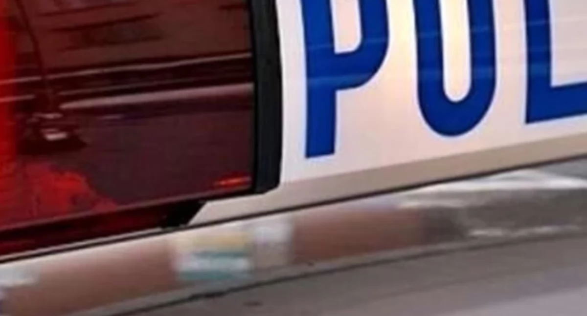 Nagłe interwencje • , Policjant janowieckiego komisariatu czasie urlopu zatrzymał nietrzeźwego - zdjęcie, fotografia
