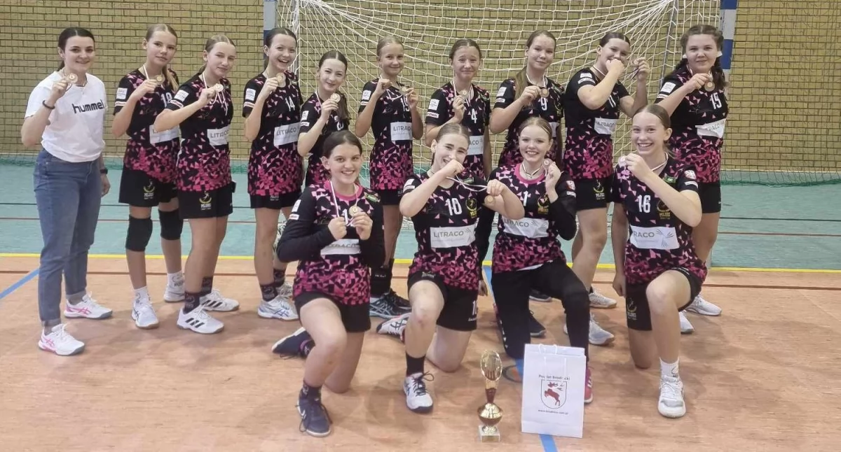 Trzecie miejsce szczypiornistek z Kcyni (fot. z archiwum Orlik Kcynia) 