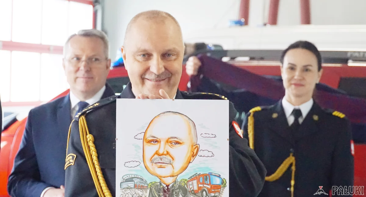 To zdjęcie z pożegnania st. bryg. Grzegorza Rutkowskiego z Państwową Strażą Pożarną. Teraz został on prezesem Zarządu Oddziału Powiatowego Związku Ochotniczych Straży Pożarnych RP w Żninie. fot. Karol Gapiński
