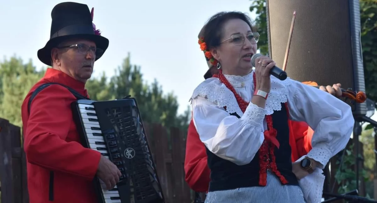 Renata Gaj - Kowalska wraz z Zespołem Pałuki na tegorocznym 