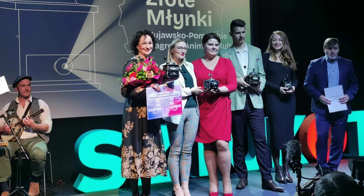 Renata Gaj-Kowalska z nagrodą w kategorii Animatorka Roku fot. Anna Duda-Nowicka