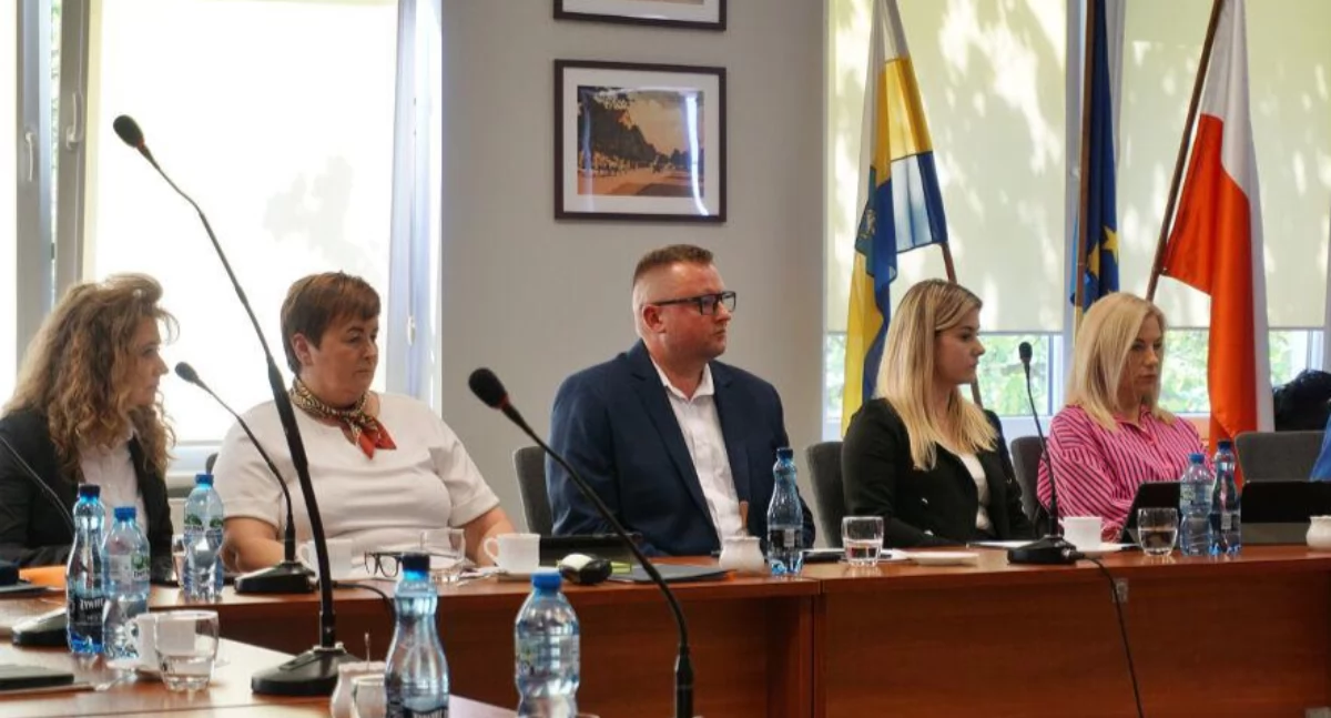 Rada Miejska w Janowcu Wlkp. ma już za sobą tzw. sesję podatkową fot. Justyna Kulpińska