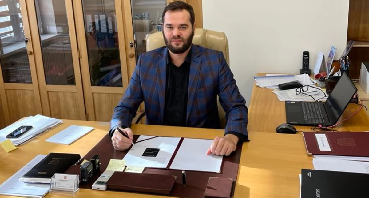 Burmistrz Stachowiak wierzy w inwestycje związane z odnawialnymi źródłami energii. fot. Cezary Kucharski