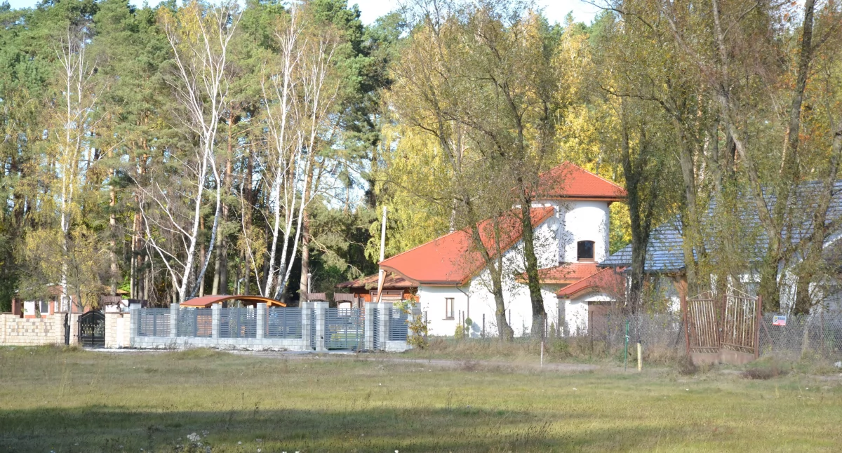 Na działce 106/8 Waldemar Dolata, członek Komisji Rewizyjnej Kwatery Głównej ZHP w Warszawie, wybudował ładny dom. fot. Magdalena Kruszka