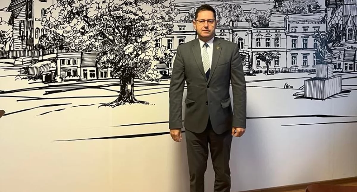 Burmistrz Mariusz Piotrkowski chce ukończyć zbrojenie terenu maksymalnie na początku 2026 roku fot. Cezary Kucharski