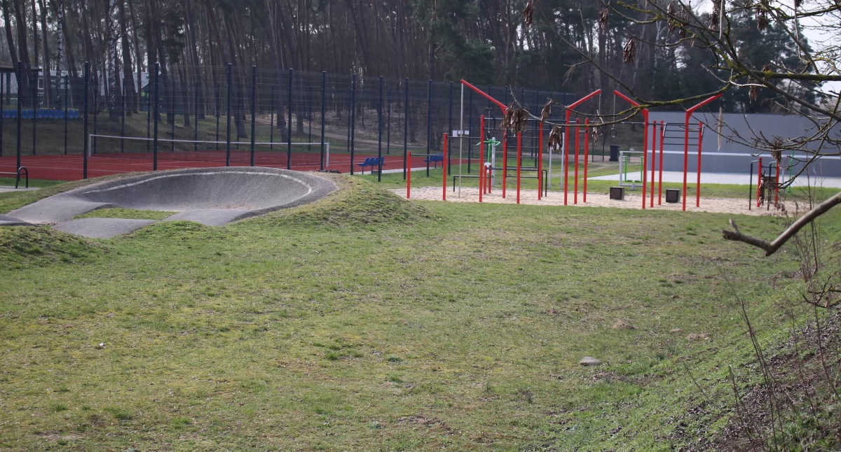 Inwestycje, instytucje, praca • , Wyremontowano gruntownie kilometrów dróg - zdjęcie, fotografia