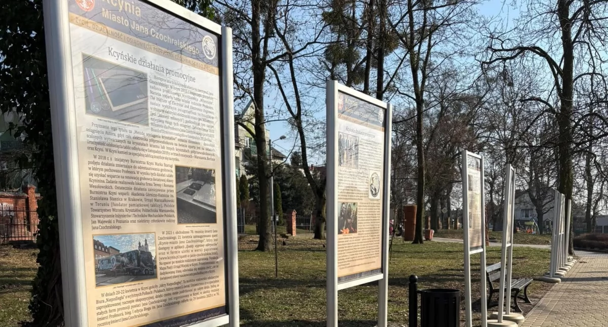 Wystawa, którą można zwiedzać przed GCKiB w Kcyni fot. A. Duda-Nowicka