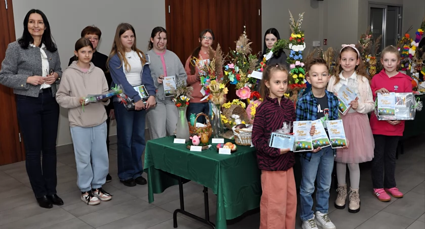 Nagrodzeni i wyróżnieni w konkursie na Plastykę Wielkanocną Palmy i Pisanki fot. Piotr Bembenek