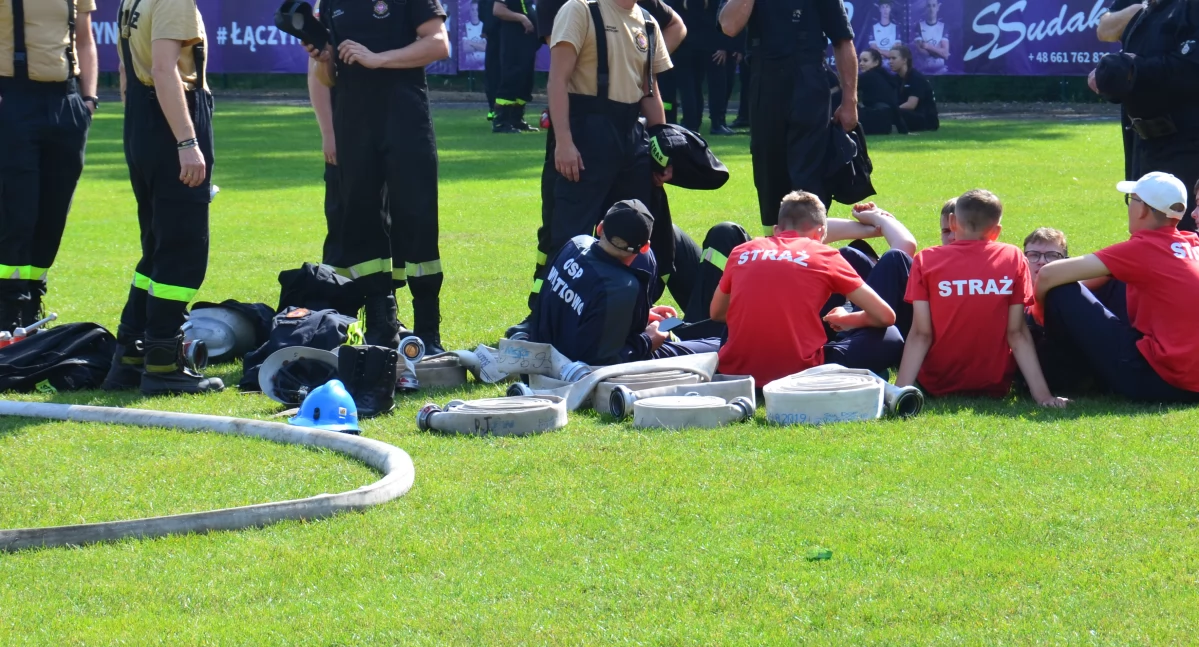 Festyny, pikniki, imprezy • , Druhowie Królikowa najlepsi podczs strażackich zawodów sportowo pożarniczych - zdjęcie, fotografia