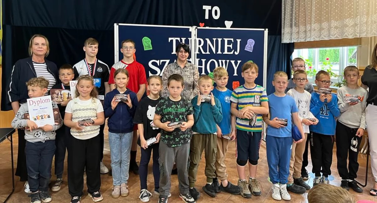 Turniej szachowy w szkole w Mycielewie fot. powierzone Stowarzyszenie Aktywne Mycielewo