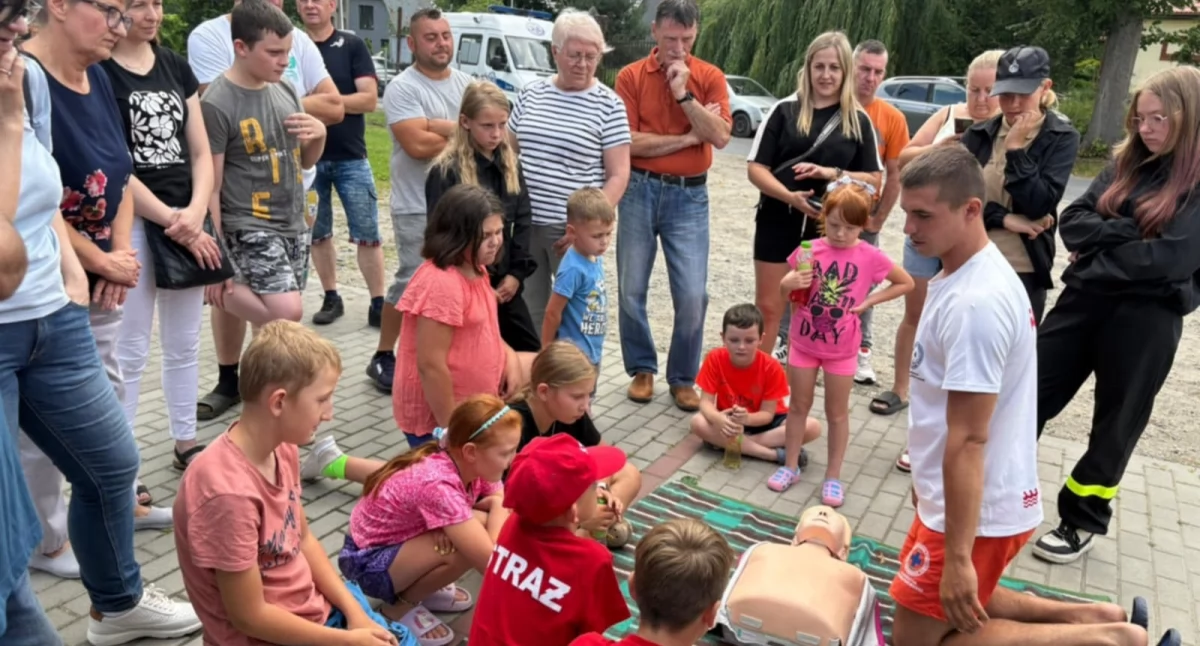 Podczas podsumowania projektu odbyły się warsztaty pierwszej pomocy (fot. powierzone Łukasz Jachim) 