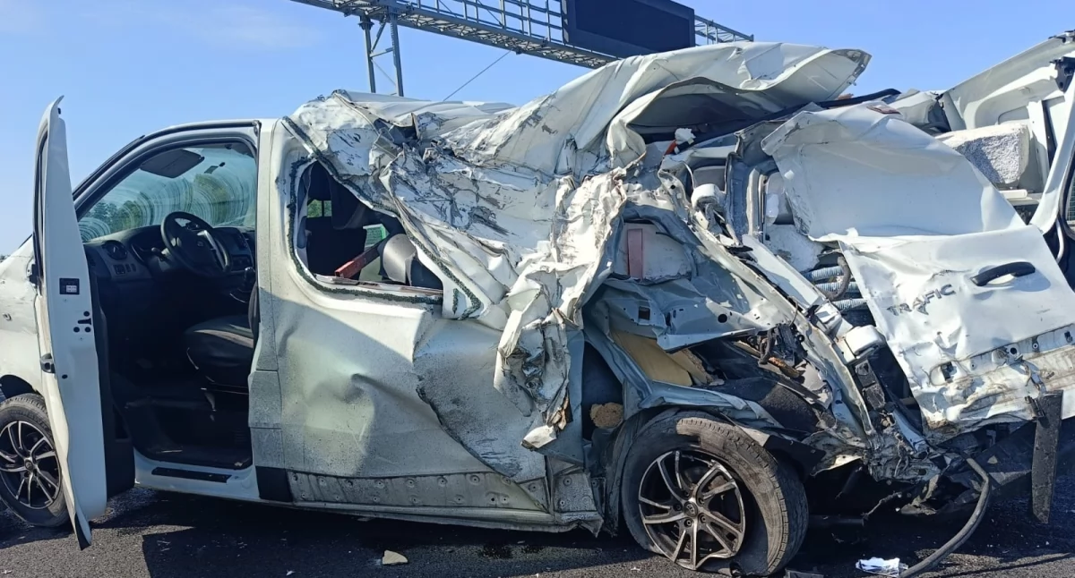 Tak wygląda renault trafic po wypadku w Brzyskorzystewku fot. OSP Brzyskorzystewko