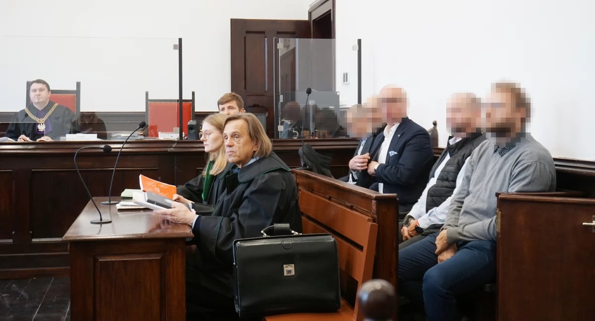 W Sądzie Rejonowym w Żninie stawili się wszyscy oskarżeni wraz ze swoimi obrońcami fot. Justyna Kulpińska