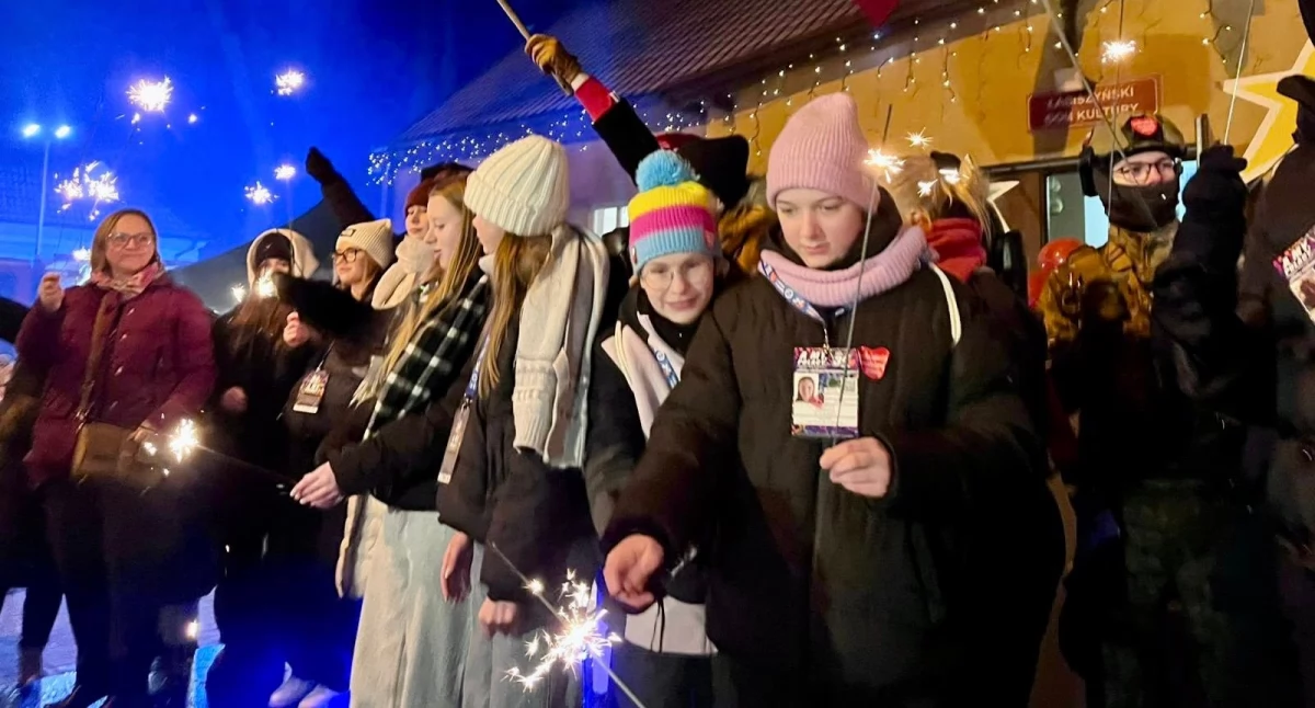 Światełko do nieba kończyło niedzielny finał w Łabiszynie. fot.arch. Łabiszyński Dom kultury