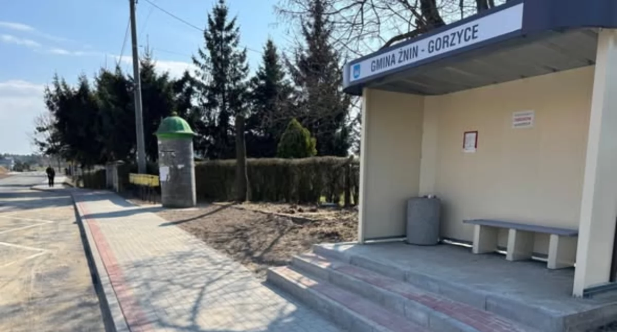 Chodnik w Gorzycch wkomponuje się w nową ścieżkę pieszo-rowerową. fot. arch. Gmina Żnin