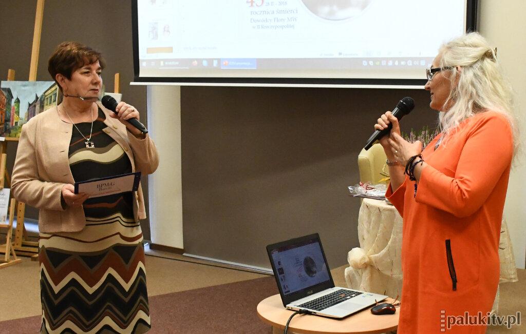 Katarzyna Rodziewicz w barwny sposób opowiadała o admirale oraz o tym, jak przywracała świetność jego dworowi fot. Magdalena Kruszka