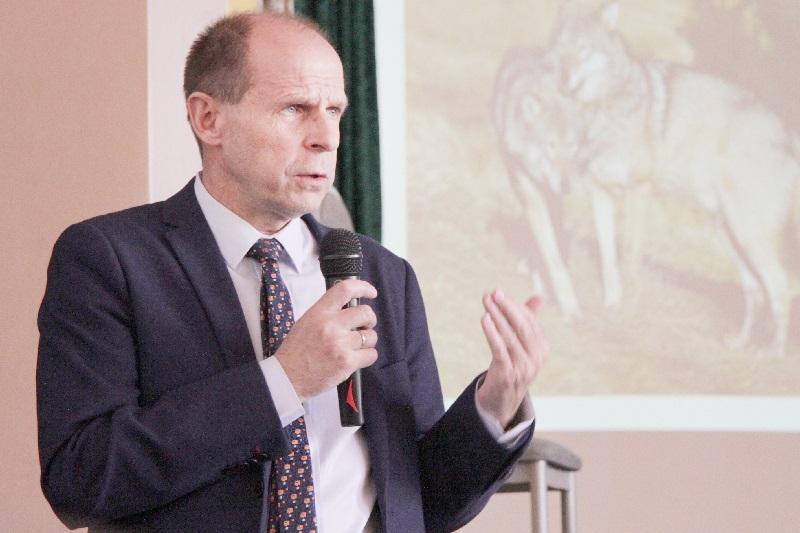 Zdaniem Henryka Okarmy, w Polsce za kilka lat trzeba będzie podjąć temat gospodarowania gatunkiem wilka fot. Remigiusz Konieczka