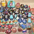 #kamyczki szaleństwo malowania (źródło: Facebook grupa kamyczki) 