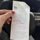 Anulowana opłata za brak biletu za szybą samochodu pozostawionego na parkingu w...