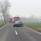Vw polo po zderzeniu zatrzymał się na drodze fot. KPP Żnin