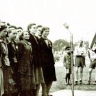 Występ jednego z chórów prowadzonych w latach 50/60 fot. z archiwum Mariana Leśniewskiego