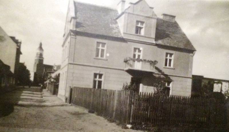 Dom przy ulicy Szkolnej w Żninie, w którym mieszkała rodzina Słomków fot. archiwum rodzinne Jolanty Kret