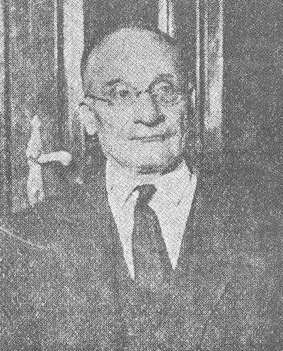Jan Średziński - inicjator Targów i ich prezes w roku 1932 i 1933; ogrodnik - miał ogrodnictwo na terenie obecnej Szkoły Podstawowej nr 1, między ul.Kościelną (dziś 700-lecia) a Sądową; ojciec płk. Klemensa Średzińskiego (organizatora inspektoratu WiN w Wenecji - pisaliśmy o nim w