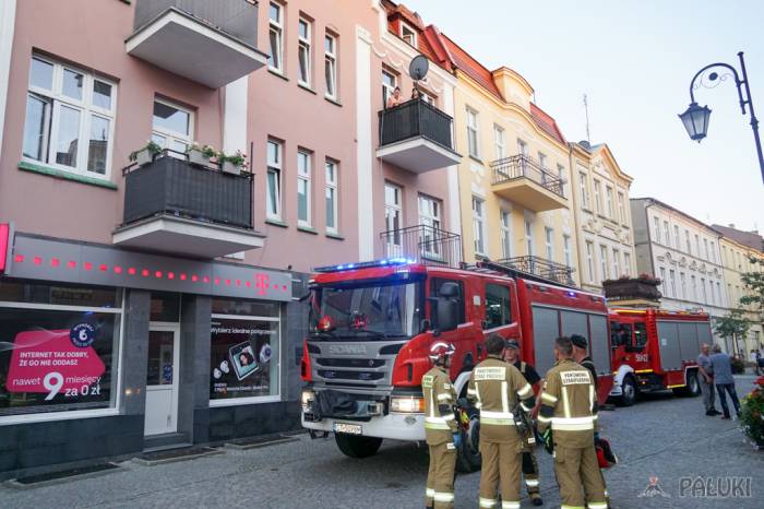 Strażacy interweniują na ulicy Śniadeckich, 11 sierpnia 2023, fot. Karol Gapiński