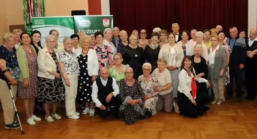 „Wiosna jest kobietą” – wyjątkowe spotkanie seniorów w Muzeum Ziemi Szubińskiej - film, galeria zdjęć