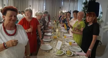 Wielka impreza emerytów z okazji Dnia Matki (zdjęcia+film)
