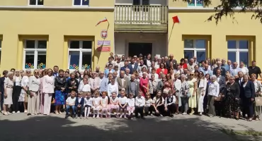 Wielkie święto w Brzyskorzystwi. Szkoła ma już 200 lat! (film + zdjęcia)