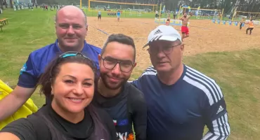 Pierwszy turniej siatkówki plażowej w Janowcu Wielkopolskim dla pary z Trzemeszna i Celcyna.